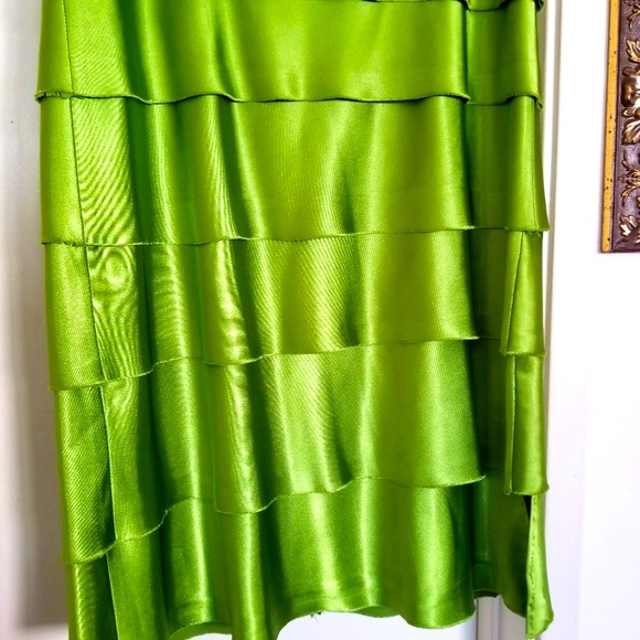 London times tiered Satin dress size 8 - Picture 4 of 5